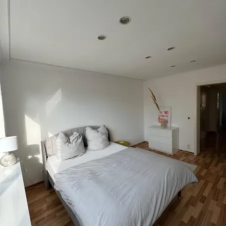 Serviced Im Herzen Von Hoegl Living